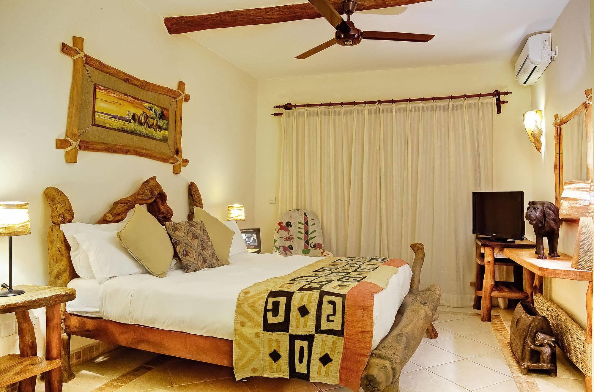 Afrochic Diani Otel Ukunda Dış mekan fotoğraf